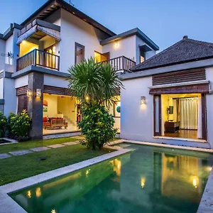 https://villa-nadya.ubudhotelsnow.com